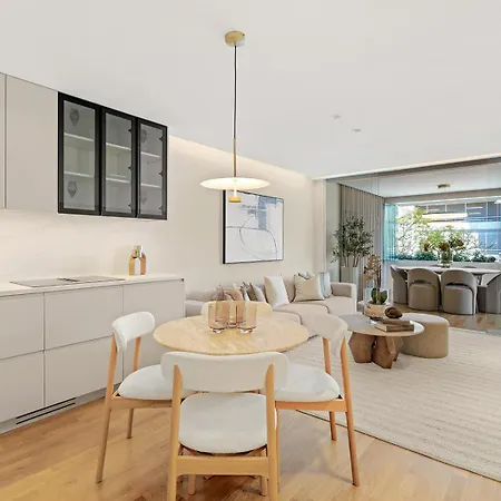 3 Bedroom Puerto Banus Appartamento