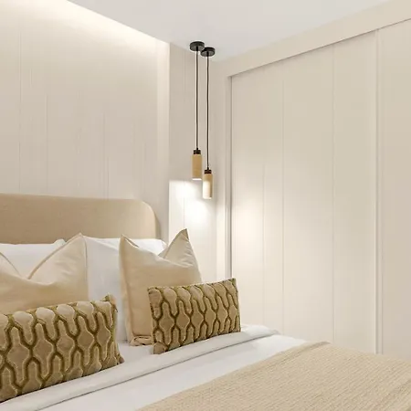 3 Bedroom Puerto Banus Lejlighed Marbella