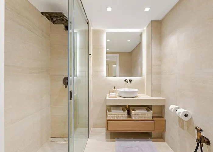 3 Bedroom Puerto Banus Appartamento *